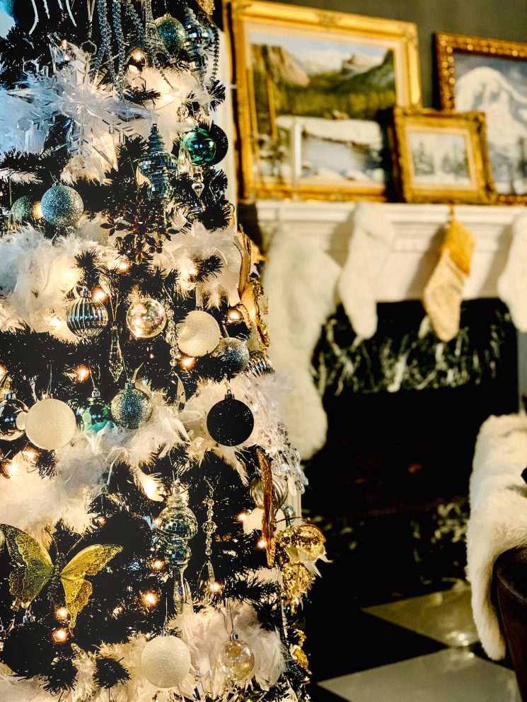 black Christmas tree, Luxor Living and Style, home decor, over 50 blogger, holidays, style blog, decor blog, black and white Christmas tree